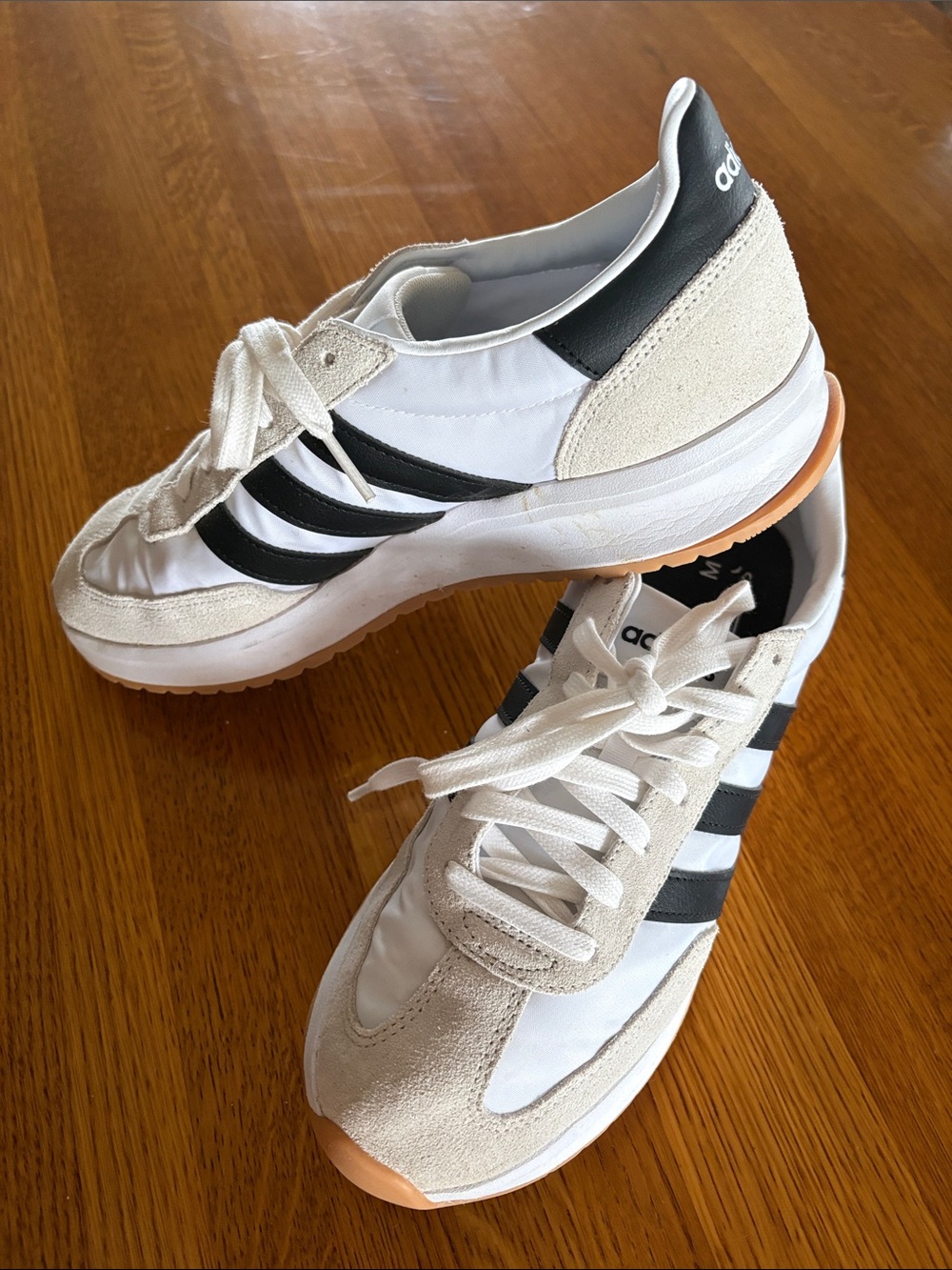 adidas Women Cream, Black & White Retro Runner Sneakers